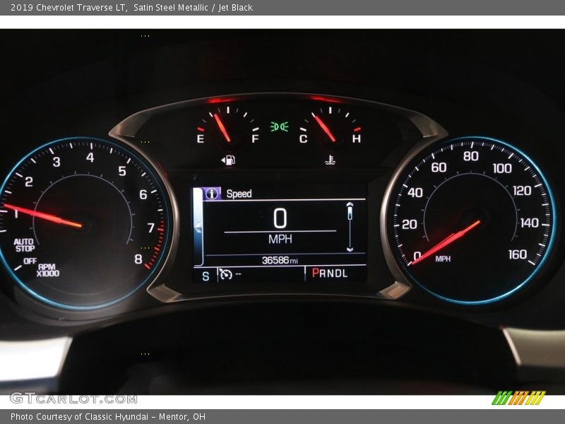 Satin Steel Metallic / Jet Black 2019 Chevrolet Traverse LT