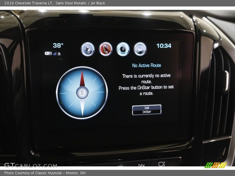 Satin Steel Metallic / Jet Black 2019 Chevrolet Traverse LT
