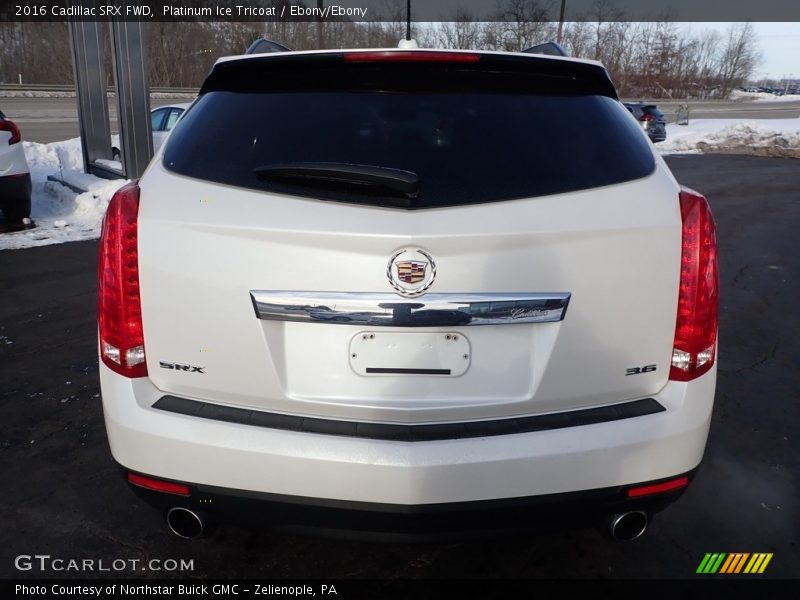 Platinum Ice Tricoat / Ebony/Ebony 2016 Cadillac SRX FWD