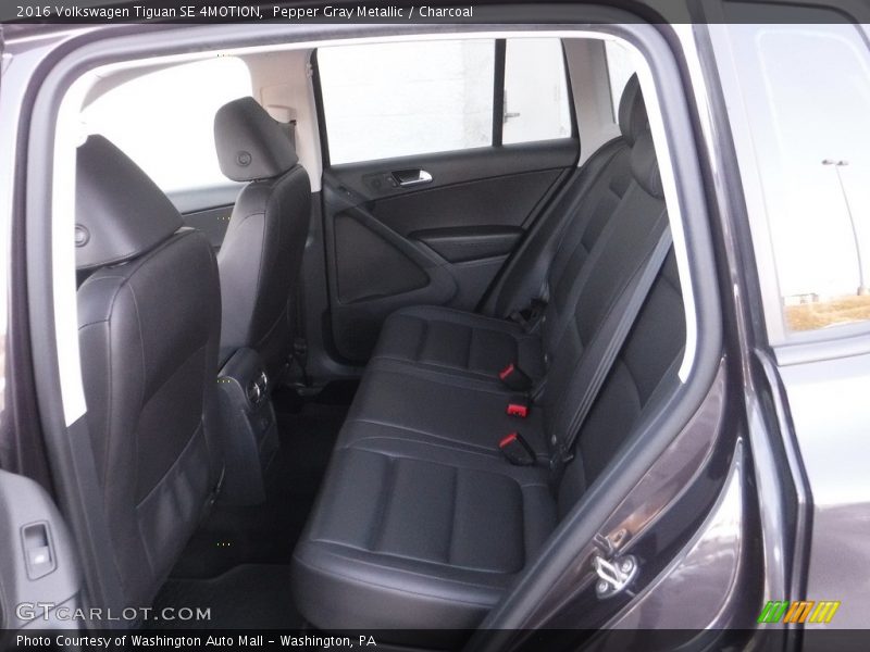 Rear Seat of 2016 Tiguan SE 4MOTION