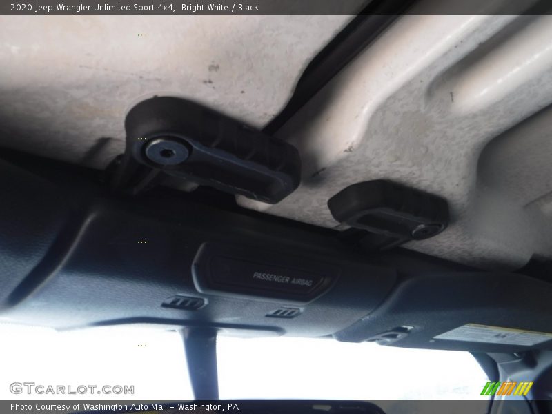Bright White / Black 2020 Jeep Wrangler Unlimited Sport 4x4
