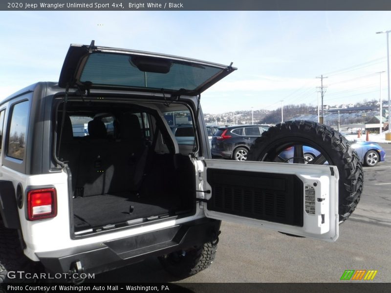 Bright White / Black 2020 Jeep Wrangler Unlimited Sport 4x4