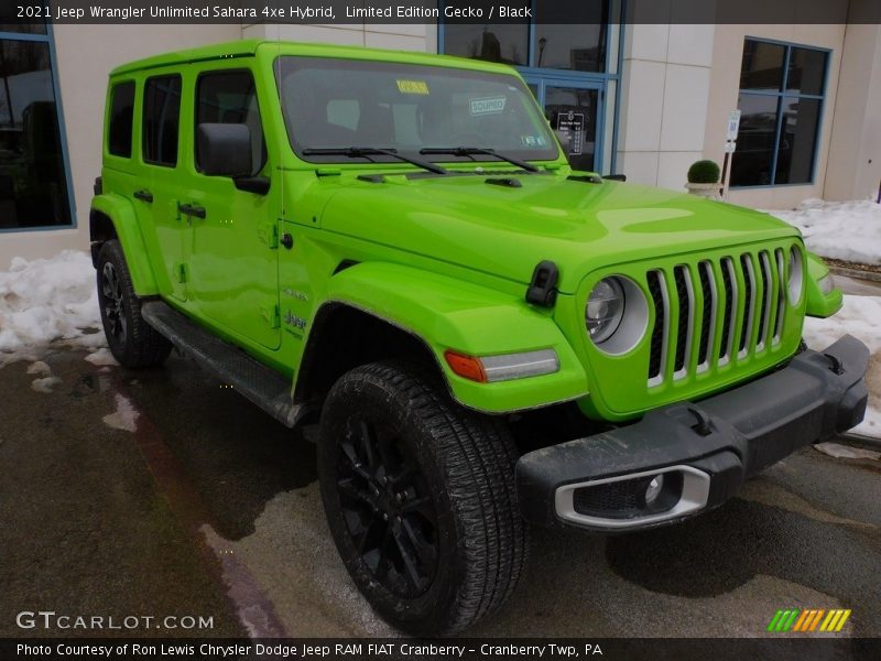 Front 3/4 View of 2021 Wrangler Unlimited Sahara 4xe Hybrid
