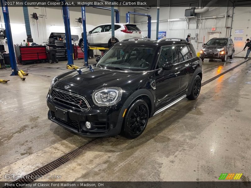 Midnight Black Metallic / Carbon Black 2017 Mini Countryman Cooper S ALL4