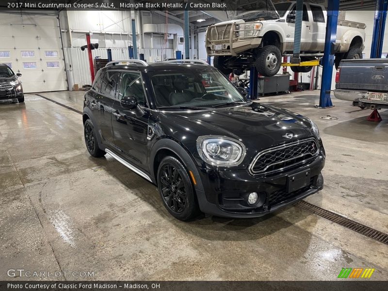 Midnight Black Metallic / Carbon Black 2017 Mini Countryman Cooper S ALL4