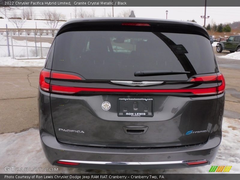 Granite Crystal Metallic / Black 2022 Chrysler Pacifica Hybrid Limited