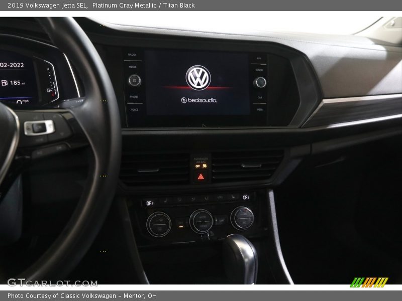 Platinum Gray Metallic / Titan Black 2019 Volkswagen Jetta SEL