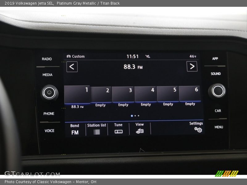 Platinum Gray Metallic / Titan Black 2019 Volkswagen Jetta SEL