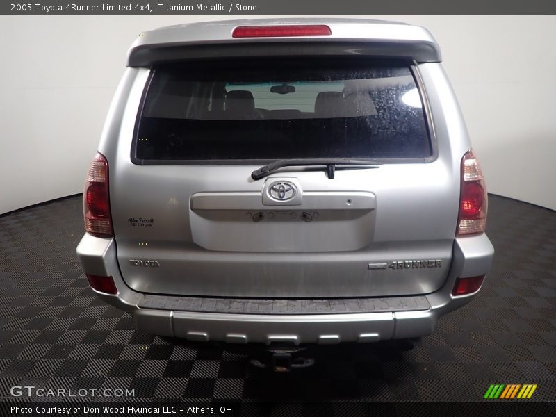 Titanium Metallic / Stone 2005 Toyota 4Runner Limited 4x4