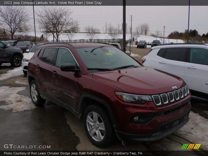 Velvet Red Pearl / Steel Gray 2022 Jeep Compass Latitude 4x4