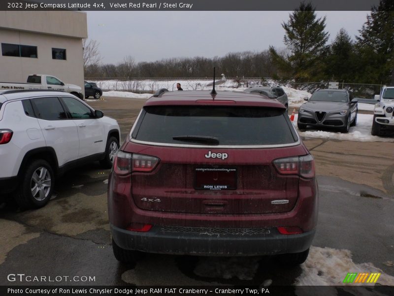 Velvet Red Pearl / Steel Gray 2022 Jeep Compass Latitude 4x4