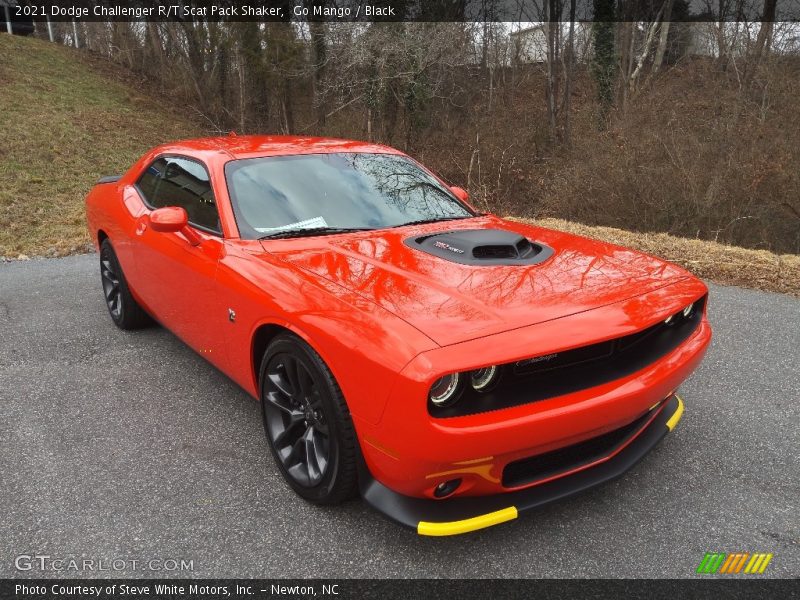 Go Mango / Black 2021 Dodge Challenger R/T Scat Pack Shaker