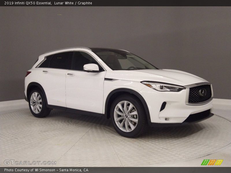  2019 QX50 Essential Lunar White