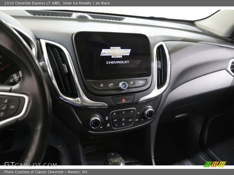 Silver Ice Metallic / Jet Black 2019 Chevrolet Equinox LT AWD