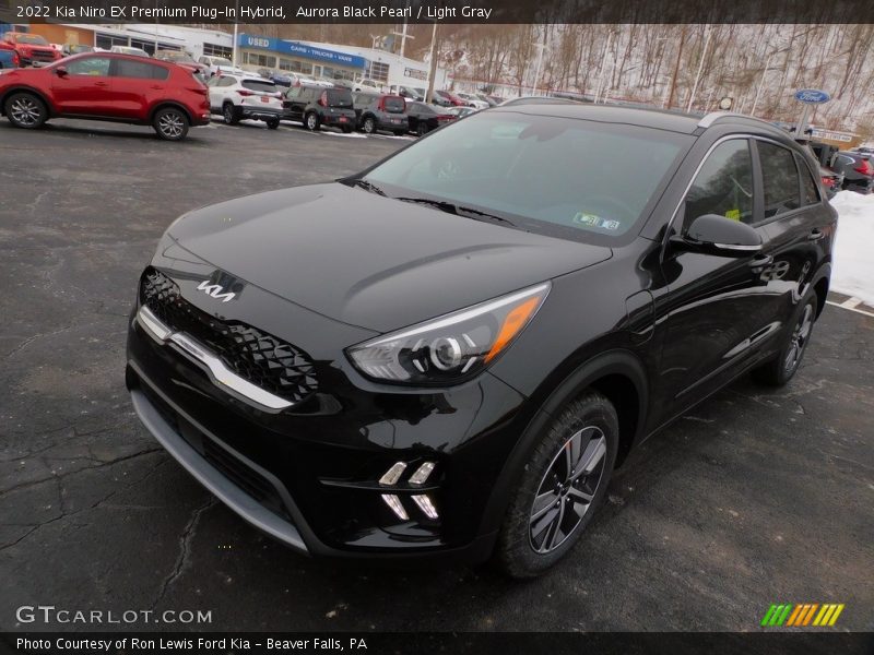 Front 3/4 View of 2022 Niro EX Premium Plug-In Hybrid