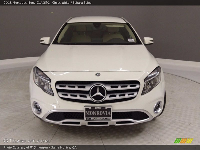 Cirrus White / Sahara Beige 2018 Mercedes-Benz GLA 250