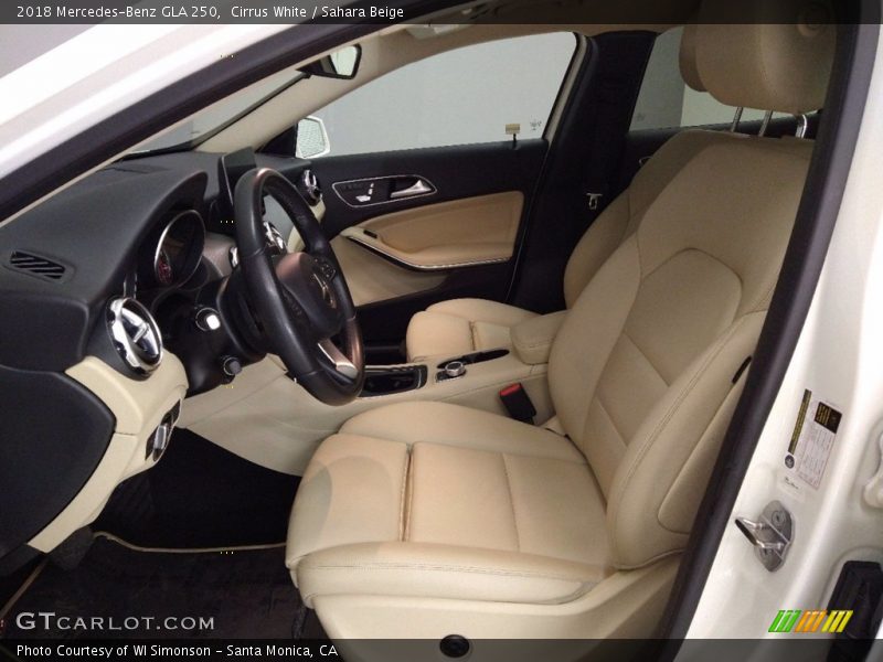 Cirrus White / Sahara Beige 2018 Mercedes-Benz GLA 250