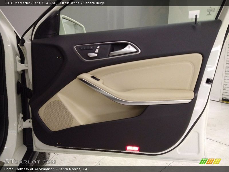 Cirrus White / Sahara Beige 2018 Mercedes-Benz GLA 250