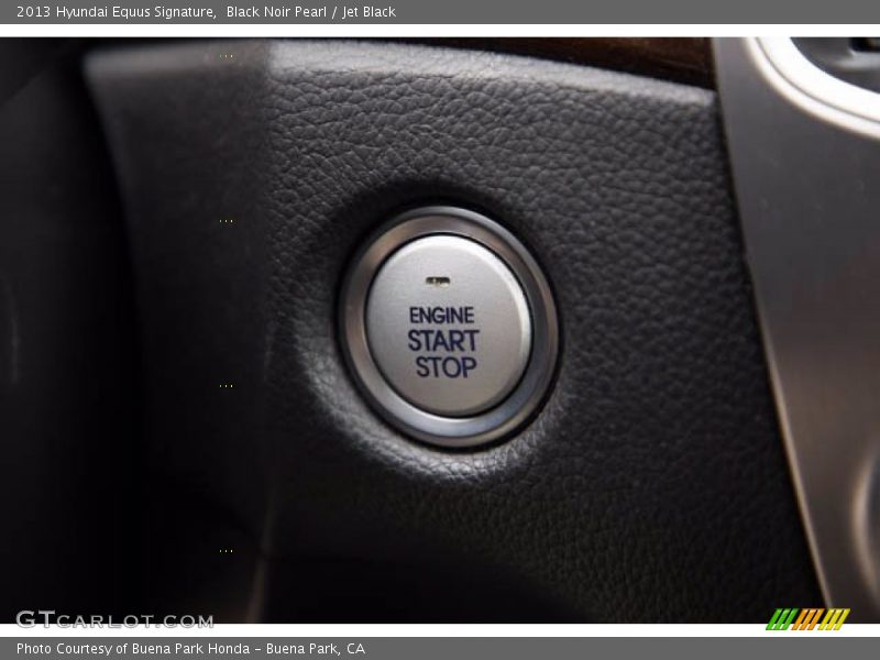Black Noir Pearl / Jet Black 2013 Hyundai Equus Signature