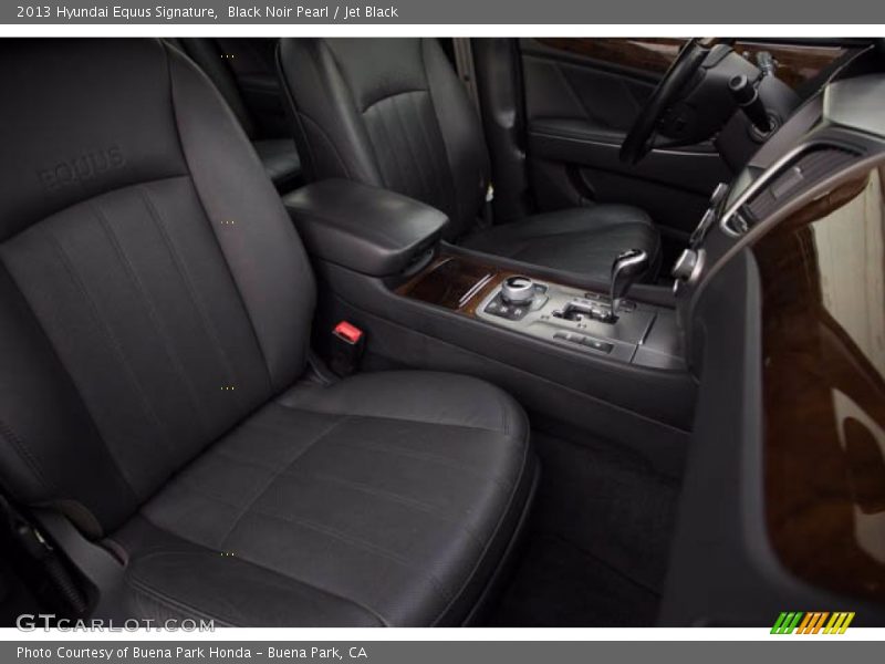 Front Seat of 2013 Equus Signature