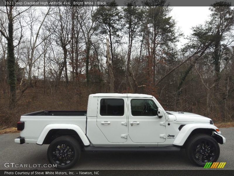Bright White / Black 2021 Jeep Gladiator High Altitude 4x4