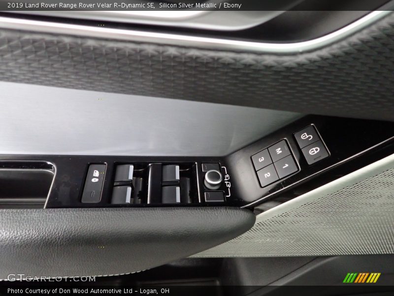 Silicon Silver Metallic / Ebony 2019 Land Rover Range Rover Velar R-Dynamic SE