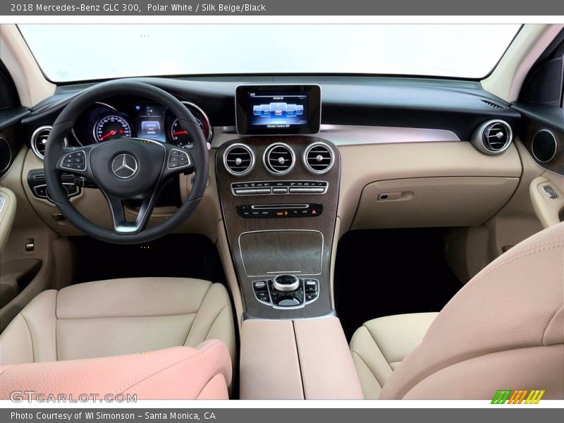 Polar White / Silk Beige/Black 2018 Mercedes-Benz GLC 300