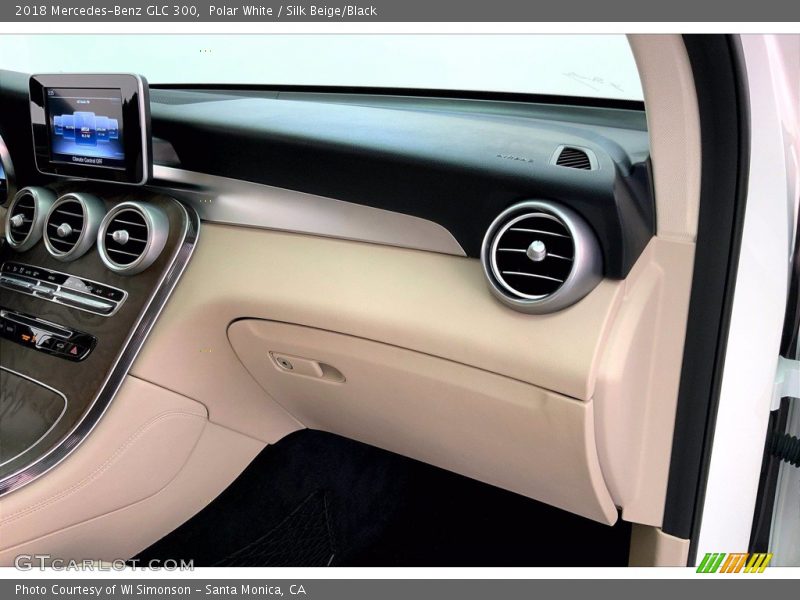 Polar White / Silk Beige/Black 2018 Mercedes-Benz GLC 300