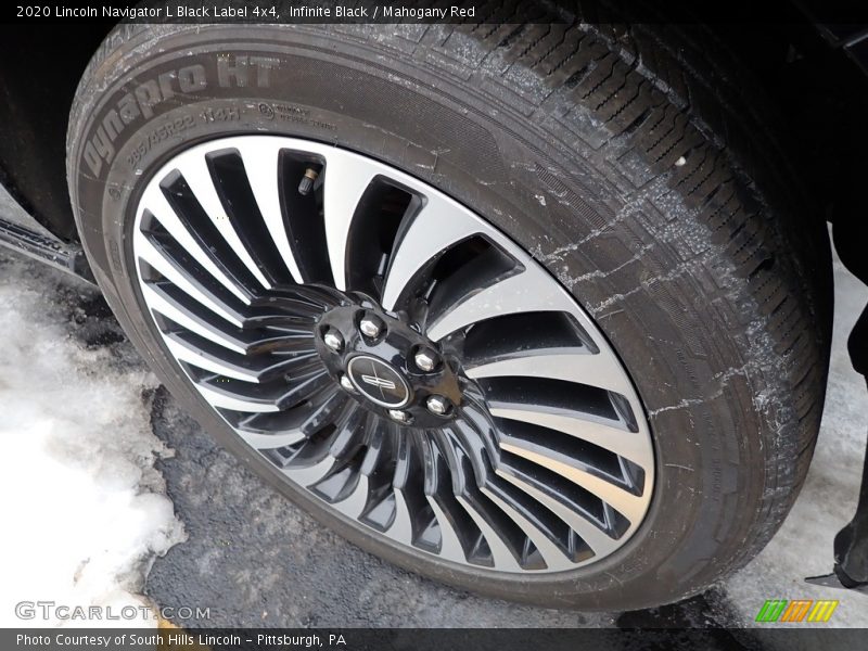  2020 Navigator L Black Label 4x4 Wheel