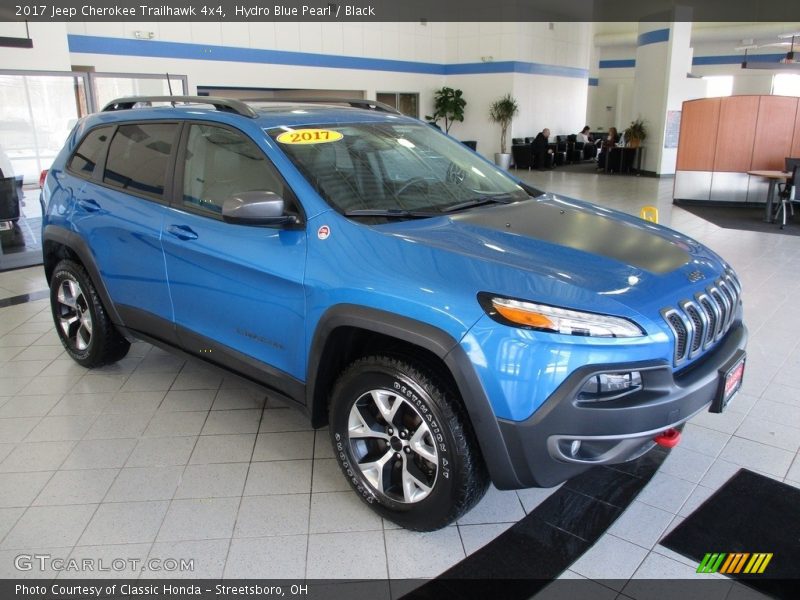 Hydro Blue Pearl / Black 2017 Jeep Cherokee Trailhawk 4x4
