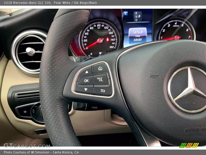 Polar White / Silk Beige/Black 2018 Mercedes-Benz GLC 300
