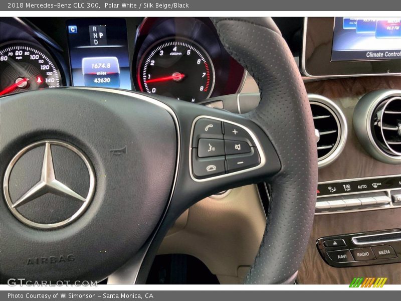 Polar White / Silk Beige/Black 2018 Mercedes-Benz GLC 300