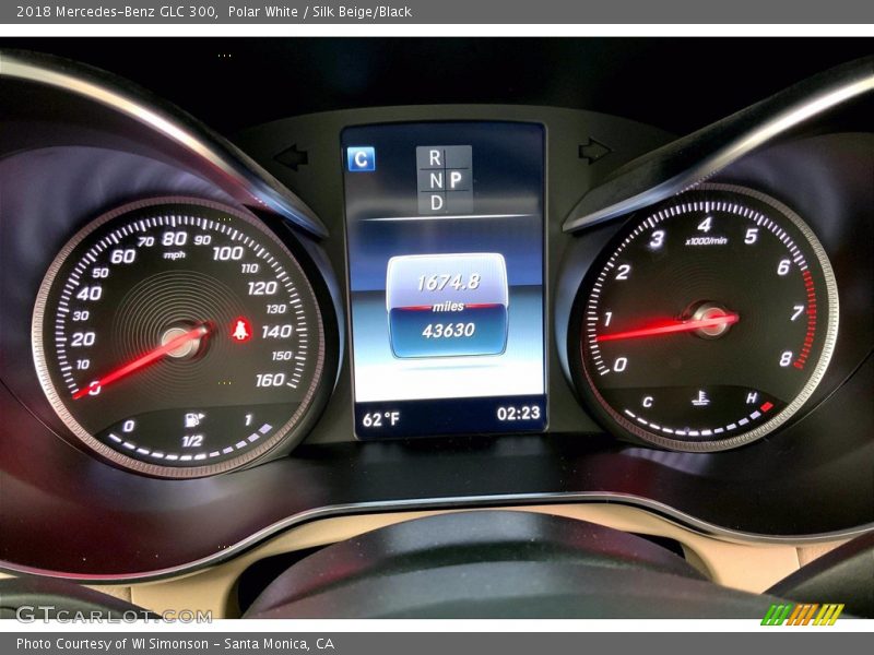 Polar White / Silk Beige/Black 2018 Mercedes-Benz GLC 300