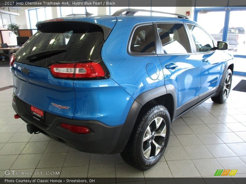 Hydro Blue Pearl / Black 2017 Jeep Cherokee Trailhawk 4x4