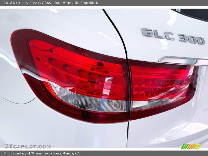 Polar White / Silk Beige/Black 2018 Mercedes-Benz GLC 300