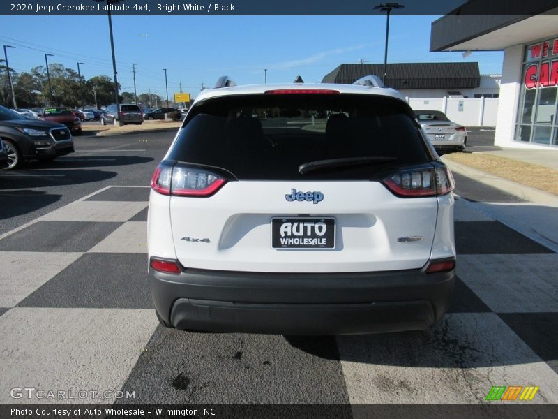 Bright White / Black 2020 Jeep Cherokee Latitude 4x4