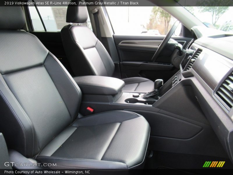 Platinum Gray Metallic / Titan Black 2019 Volkswagen Atlas SE R-Line 4Motion