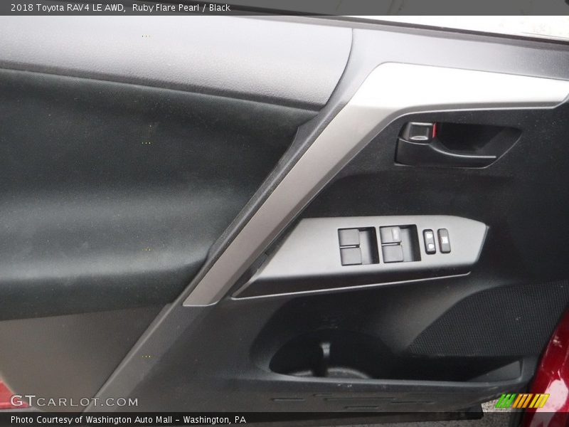 Ruby Flare Pearl / Black 2018 Toyota RAV4 LE AWD