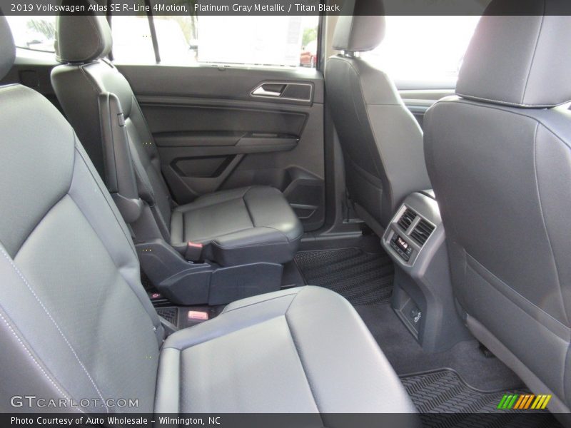 Platinum Gray Metallic / Titan Black 2019 Volkswagen Atlas SE R-Line 4Motion