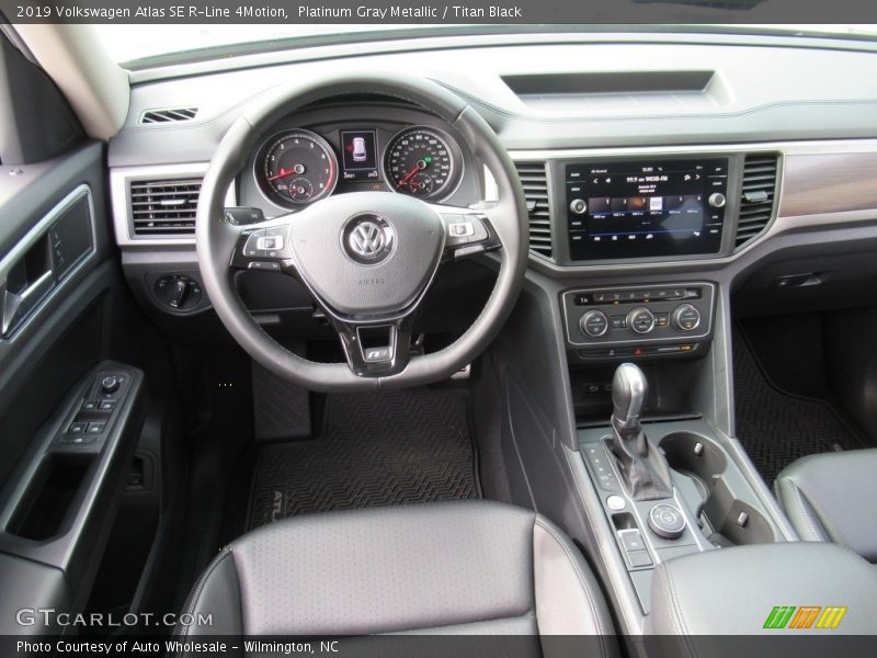 Platinum Gray Metallic / Titan Black 2019 Volkswagen Atlas SE R-Line 4Motion