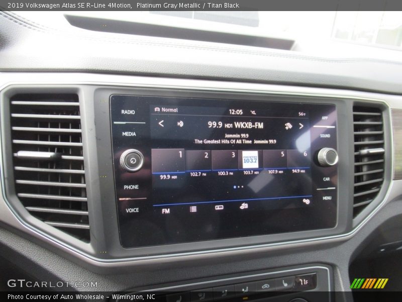 Platinum Gray Metallic / Titan Black 2019 Volkswagen Atlas SE R-Line 4Motion