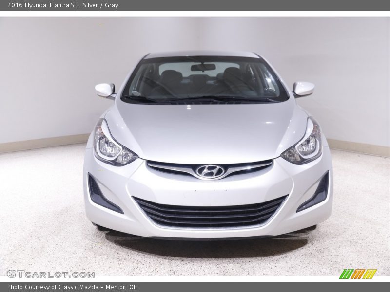Silver / Gray 2016 Hyundai Elantra SE