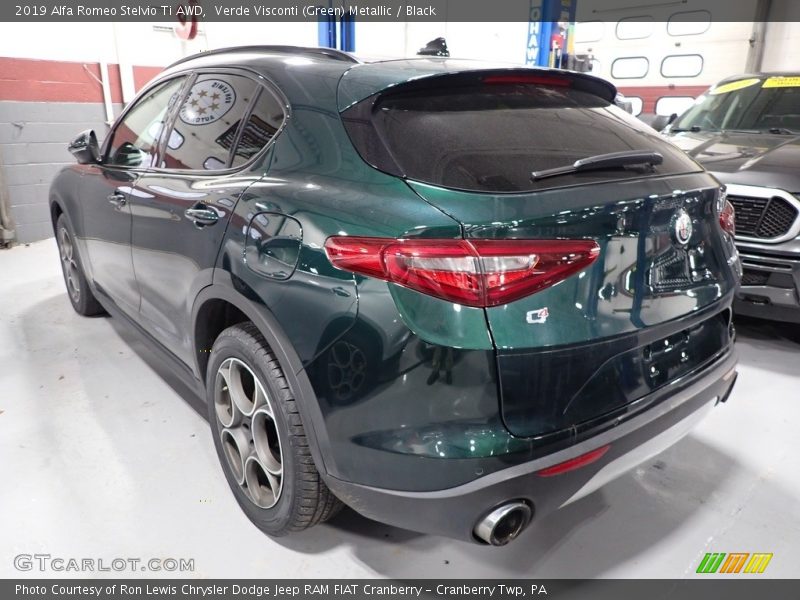 Verde Visconti (Green) Metallic / Black 2019 Alfa Romeo Stelvio Ti AWD