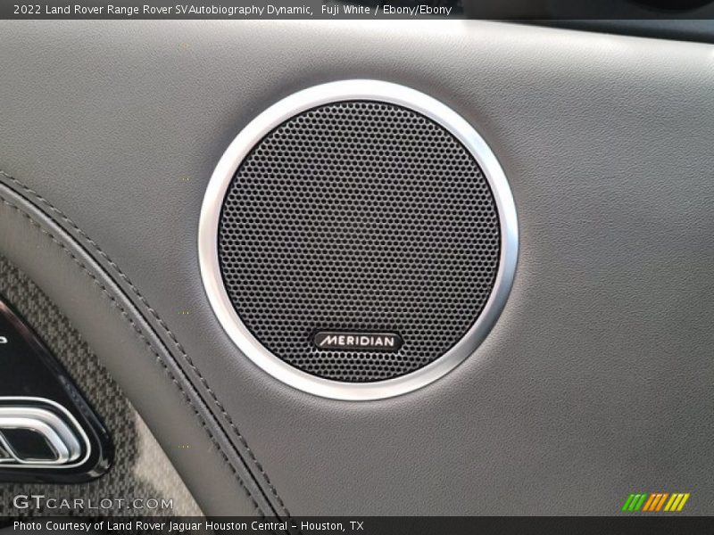 Fuji White / Ebony/Ebony 2022 Land Rover Range Rover SVAutobiography Dynamic