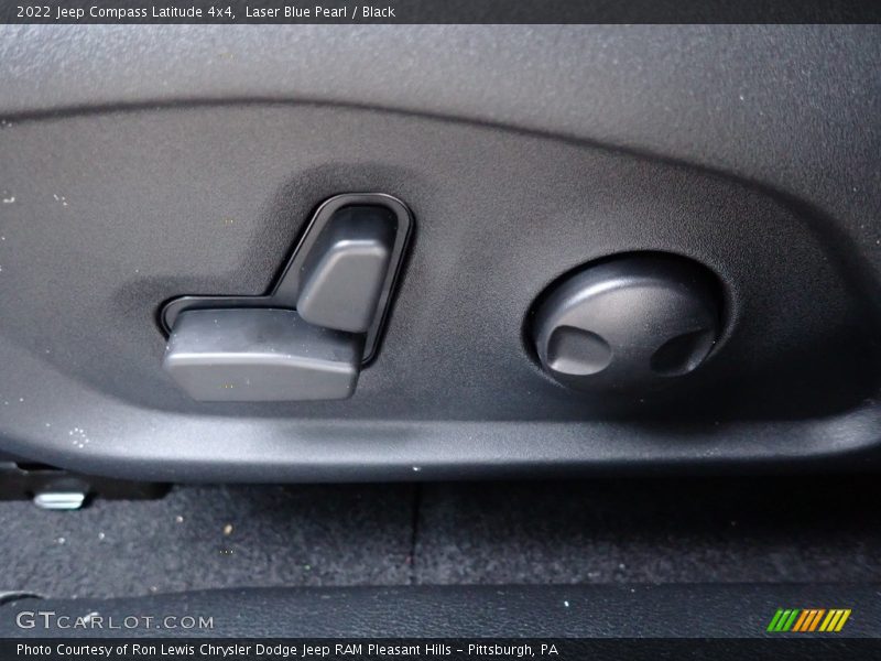 Laser Blue Pearl / Black 2022 Jeep Compass Latitude 4x4