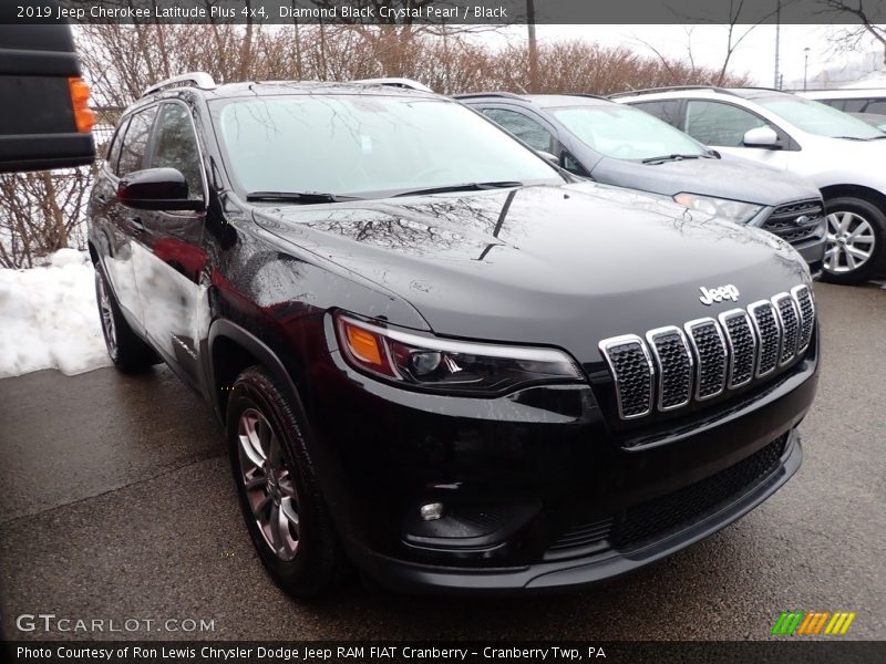 Diamond Black Crystal Pearl / Black 2019 Jeep Cherokee Latitude Plus 4x4