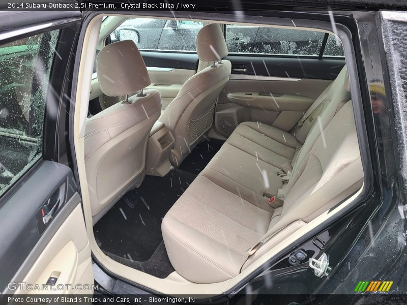 Crystal Black Silica / Ivory 2014 Subaru Outback 2.5i Premium
