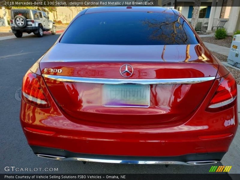 designo Cardinal Red Metallic / Nut Brown/Black 2018 Mercedes-Benz E 300 Sedan