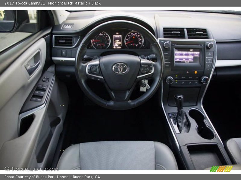 Midnight Black Metallic / Black 2017 Toyota Camry SE