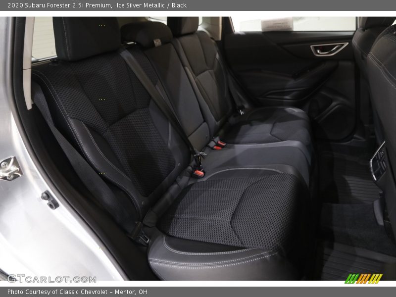 Ice Silver Metallic / Black 2020 Subaru Forester 2.5i Premium